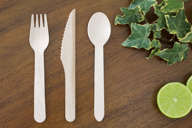 Wooden cutlery