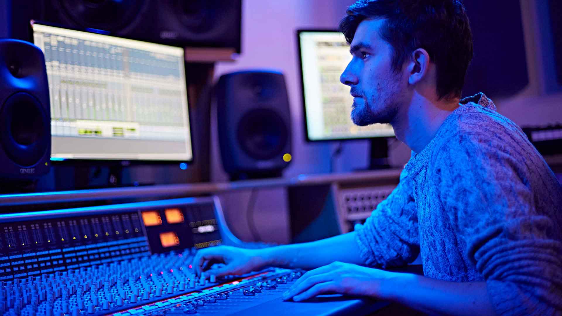 Male student in the Blue Rooms Studio